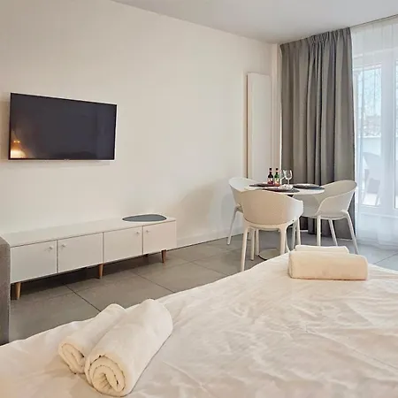 Holidayhomepl Aquamarina Prima 04 Z Tarasem Przy Plazy *