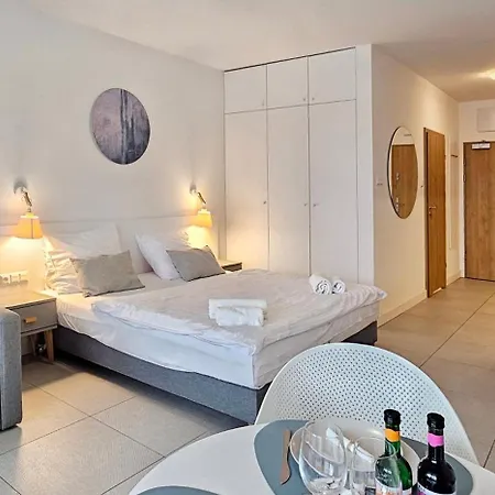Holidayhomepl Aquamarina Prima 04 Z Tarasem Przy Plazy *